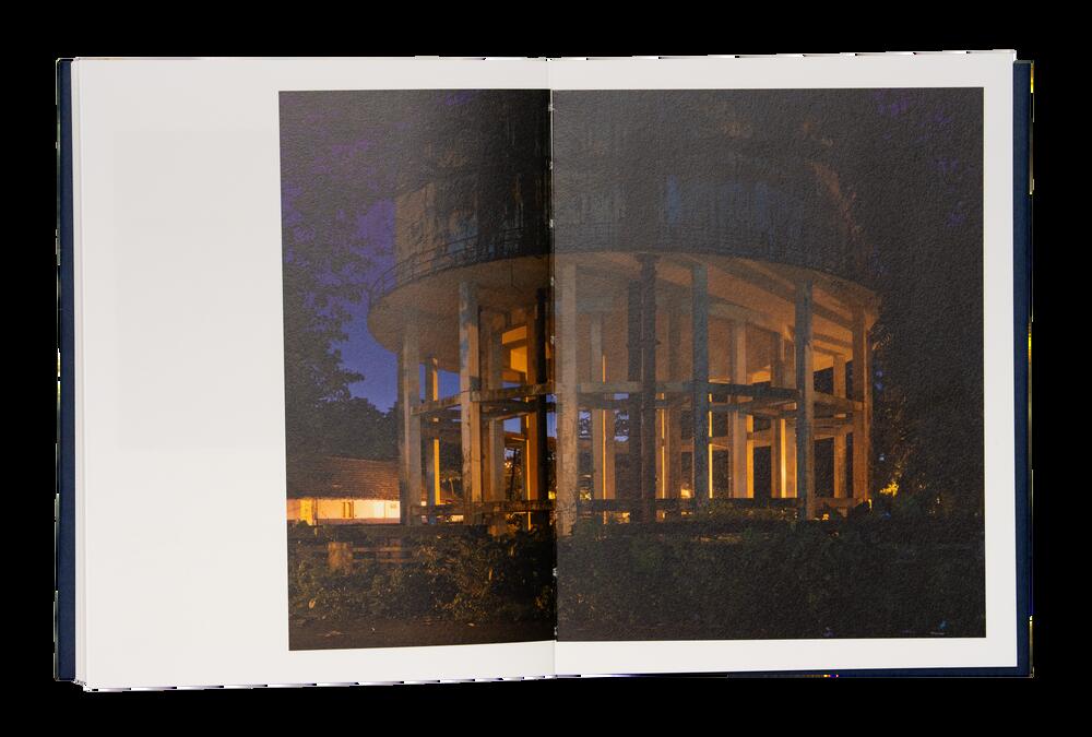 Image from page “Kochi Nights”