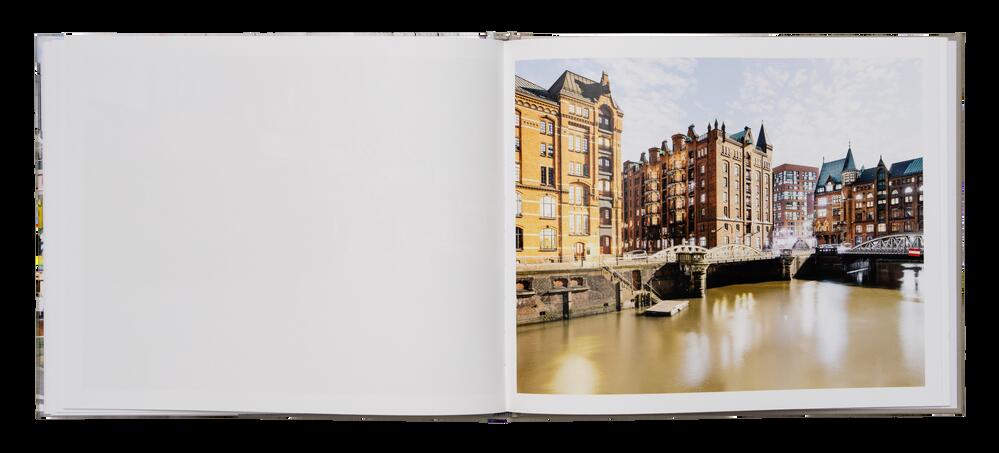 Image from page “Moment”
