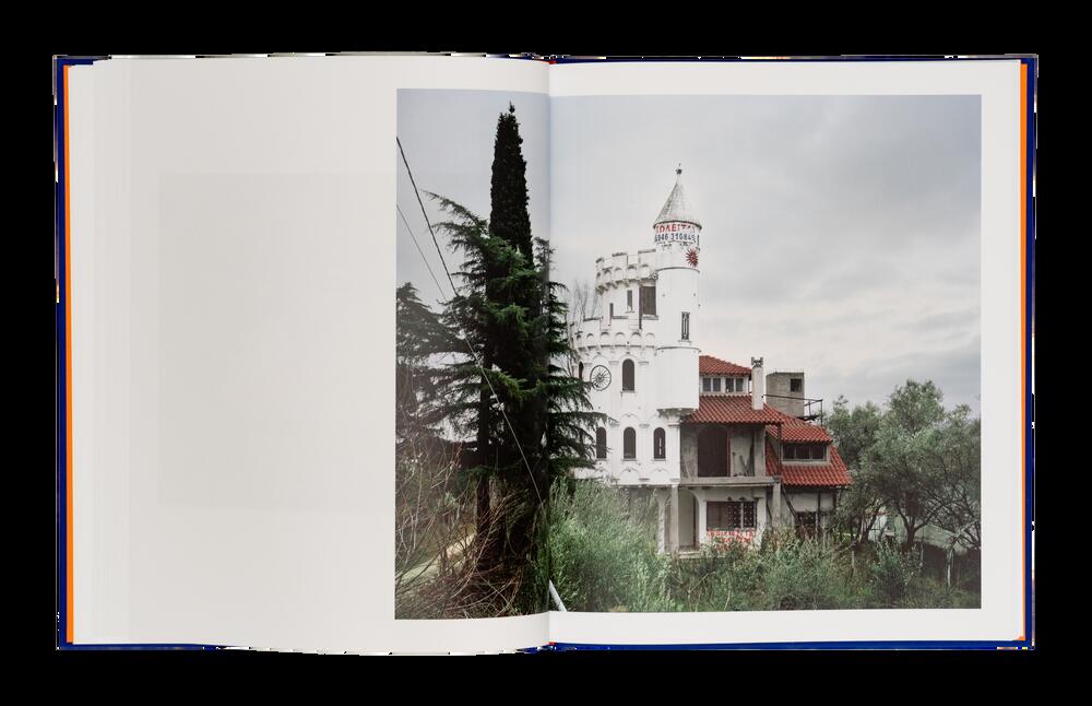 Image from page “The Hunter, The Woman & The Hut”