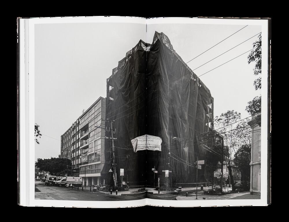 Image from page “Undercover”